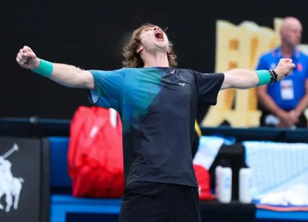 成为决定胜 成为决定胜