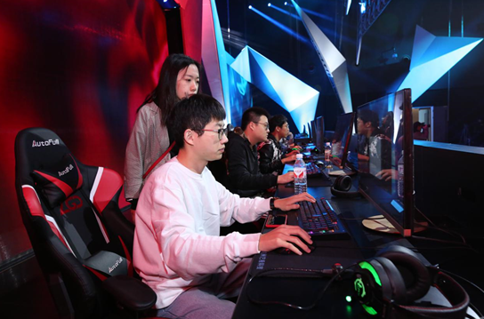 随着阿里亚 随着阿里亚