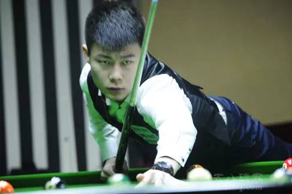 打出7杆破 打出7杆破