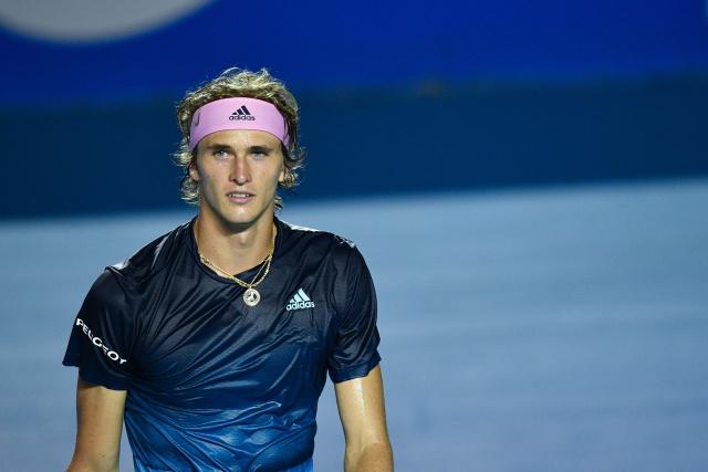 女篮主帅：职业球员不能一味追求金钱 要有爱国主义情怀