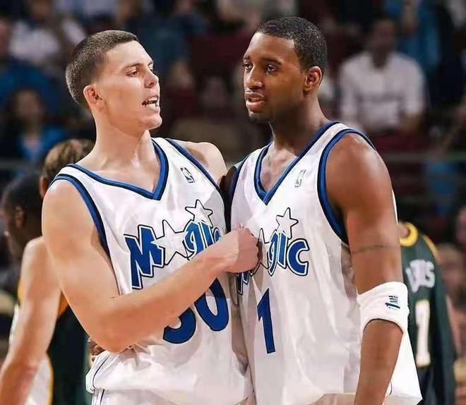 了他个人的 了他个人的