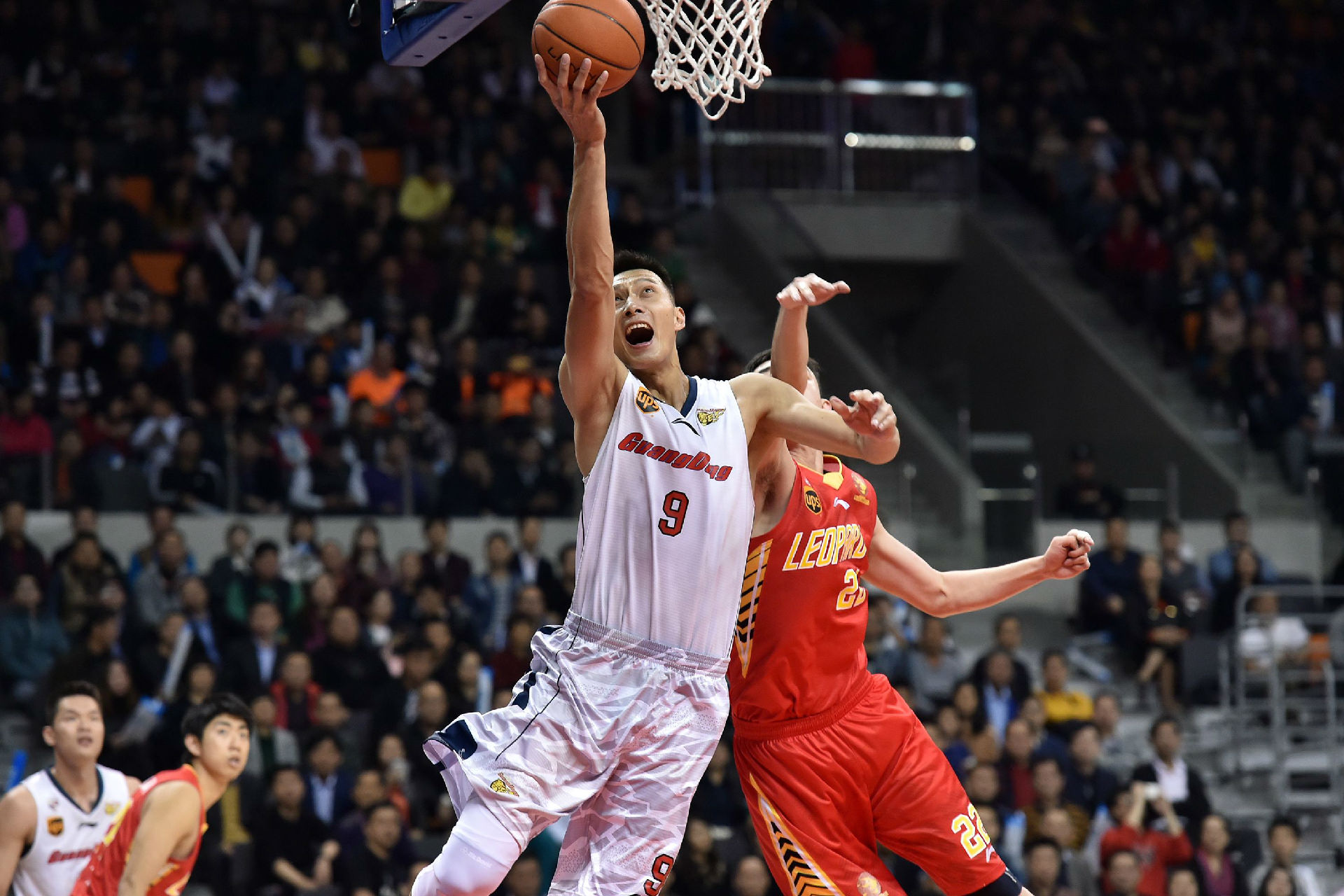 太阳报：津琴科在法庭败诉后，还收到了30万英镑的税单