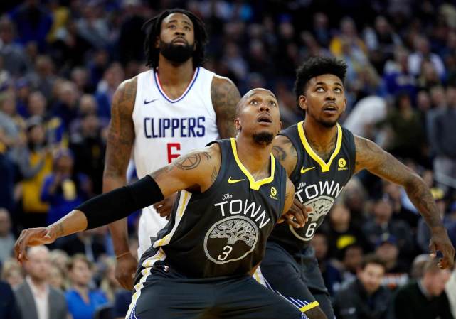 灰熊则以 灰熊则以