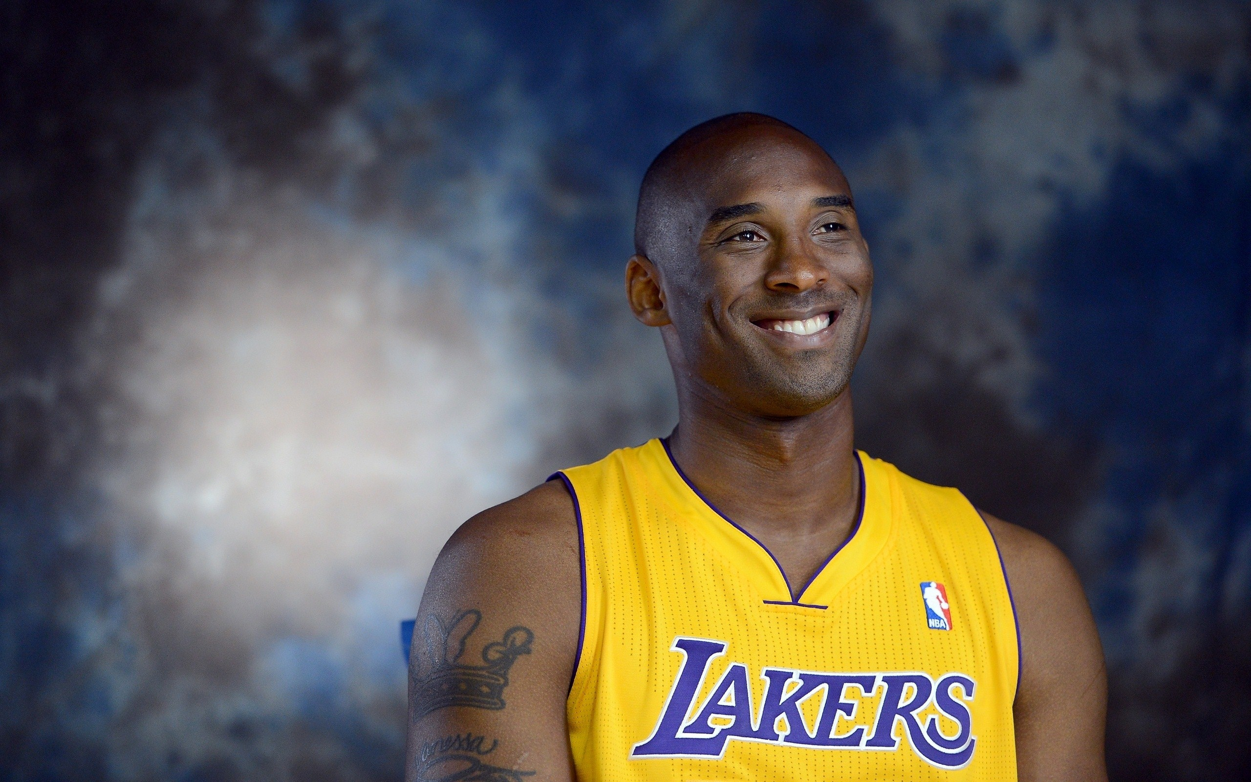 恰逢话题高 恰逢话题高