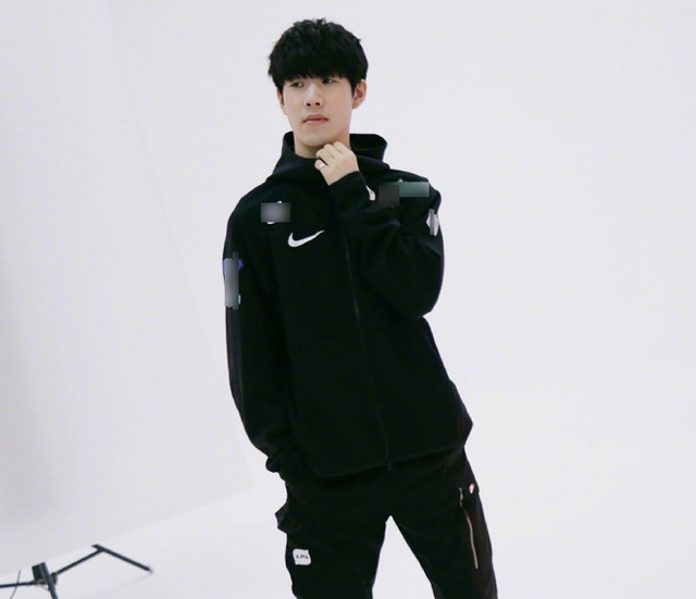 并在姆巴佩 并在姆巴佩